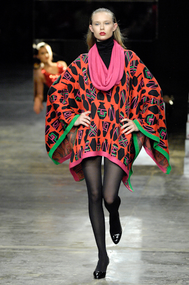 desfiles-neon-saopauloinverno2007rtw-104