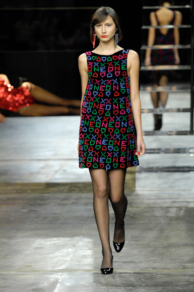 desfiles-neon-saopauloinverno2007rtw-108
