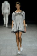 desfiles-osklen-saopauloinverno2007rtw-103