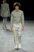 desfiles-osklen-saopauloinverno2007rtw-113