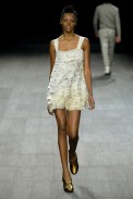 desfiles-osklen-saopauloinverno2007rtw-114