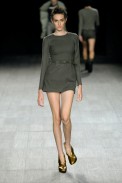 desfiles-osklen-saopauloinverno2007rtw-127