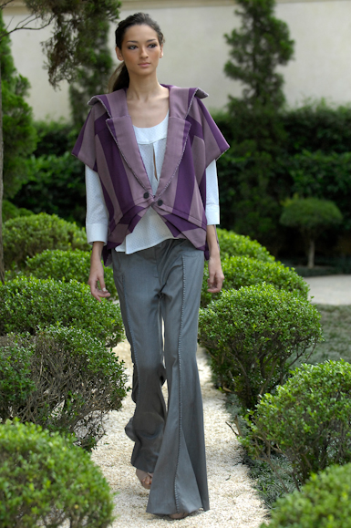 desfiles-raiadegoeye-saopauloinverno2007rtw-109