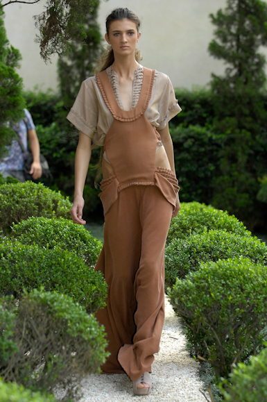 desfiles-raiadegoeye-saopauloinverno2007rtw-116