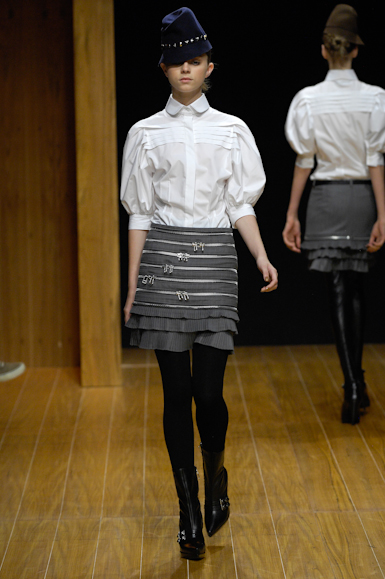 desfiles-reinaldolourenco-saopauloinverno2007rtw-104