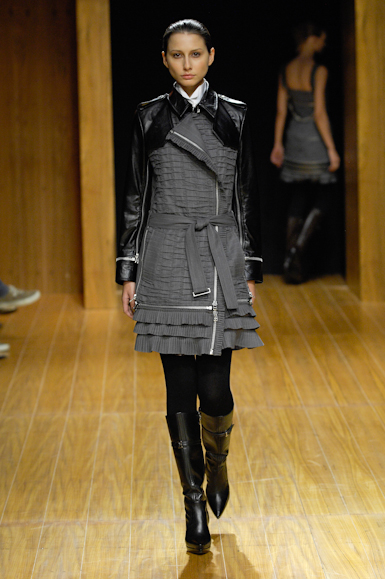 desfiles-reinaldolourenco-saopauloinverno2007rtw-110