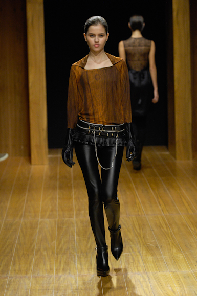 desfiles-reinaldolourenco-saopauloinverno2007rtw-132