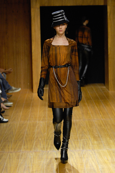 desfiles-reinaldolourenco-saopauloinverno2007rtw-133