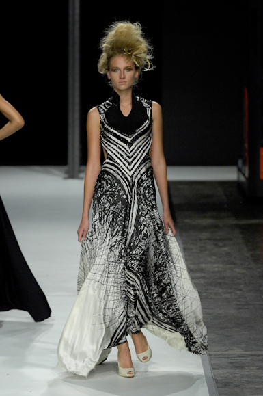 desfiles-samuelcirnansck-saopauloinverno2007rtw-117