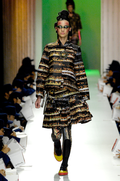 desfiles-ronaldofraga-saopauloinverno2007rtw-105