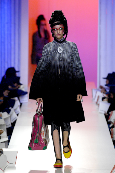 desfiles-ronaldofraga-saopauloinverno2007rtw-133