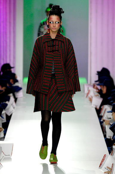 desfiles-ronaldofraga-saopauloinverno2007rtw-137