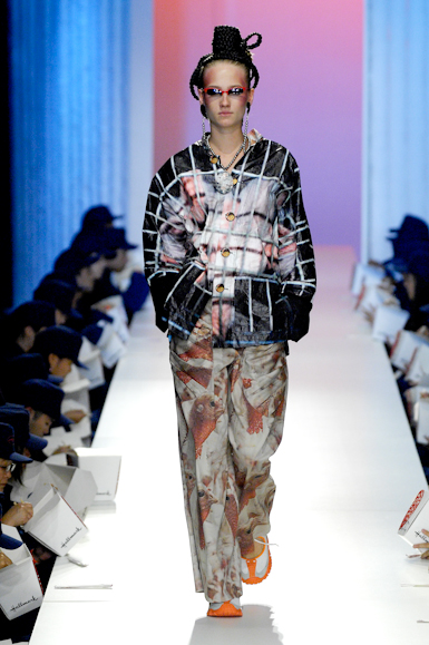 desfiles-ronaldofraga-saopauloinverno2007rtw-138