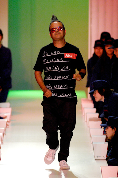 desfiles-ronaldofraga-saopauloinverno2007rtw-141