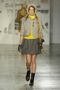 desfiles-simonenunes-saopauloinverno2007rtw-112