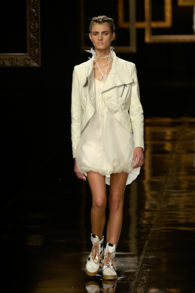 desfiles-uma-saopauloinverno2007rtw-100