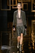 desfiles-uma-saopauloinverno2007rtw-114
