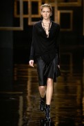 desfiles-uma-saopauloinverno2007rtw-117
