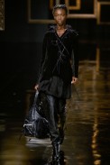 desfiles-uma-saopauloinverno2007rtw-123