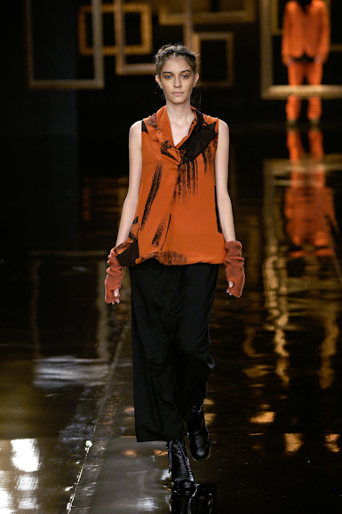 desfiles-uma-saopauloinverno2007rtw-128