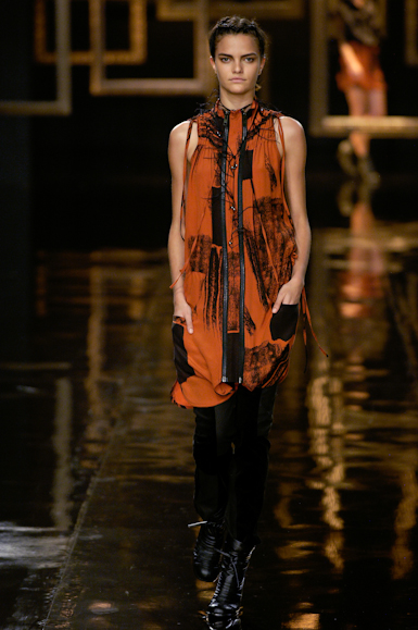 desfiles-uma-saopauloinverno2007rtw-130