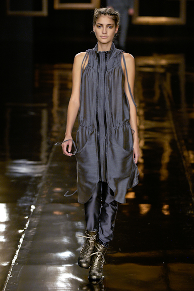 desfiles-uma-saopauloinverno2007rtw-138