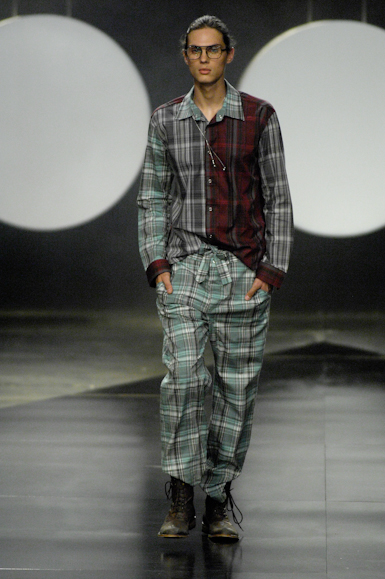 desfiles-vrom-saopauloinverno2007rtw-103