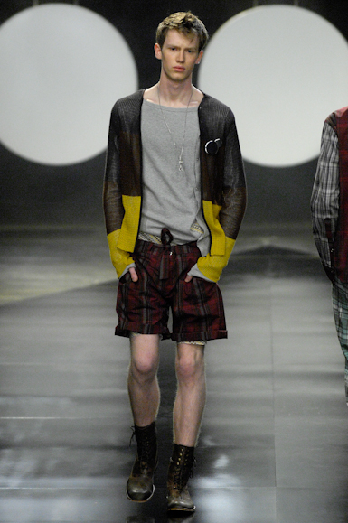 desfiles-vrom-saopauloinverno2007rtw-104