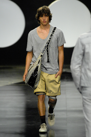 desfiles-vrom-saopauloinverno2007rtw-108
