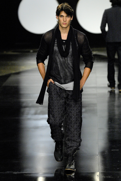 desfiles-vrom-saopauloinverno2007rtw-125