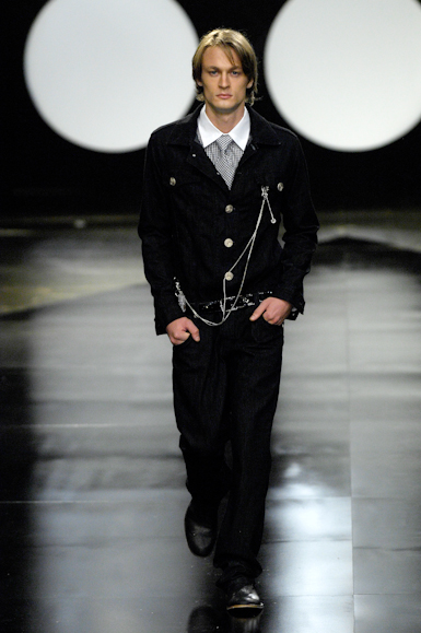 desfiles-vrom-saopauloinverno2007rtw-126