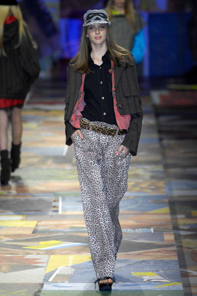 desfiles-videbula-saopauloinverno2007rtw-107