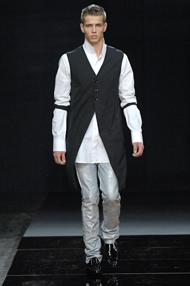 desfiles-zoomp-saopauloinverno2007rtw-106