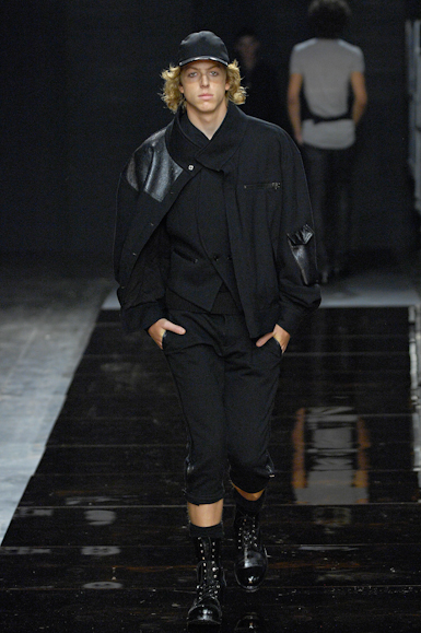 desfiles-zoomp-saopauloinverno2007rtw-110