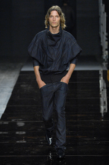 desfiles-zoomp-saopauloinverno2007rtw-122