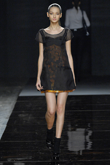 desfiles-zoomp-saopauloinverno2007rtw-128