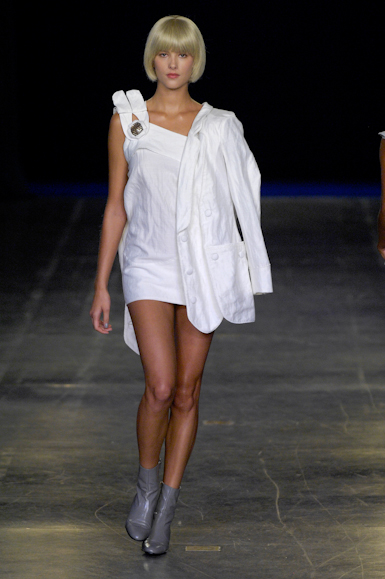 desfiles-prisciladarolt-saopauloinverno2007rtw-105