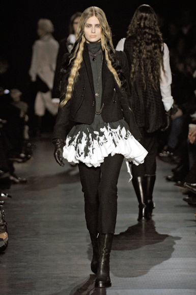 desfiles-anndemeulemeester-parisinverno2007rtw-102