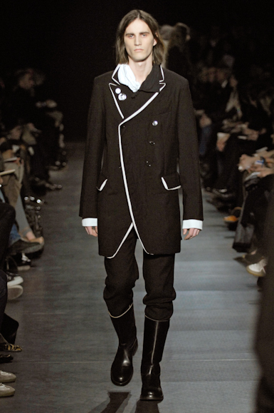 desfiles-anndemeulemeester-parisinverno2007rtw-103
