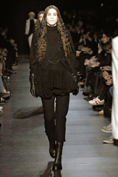 desfiles-anndemeulemeester-parisinverno2007rtw-105