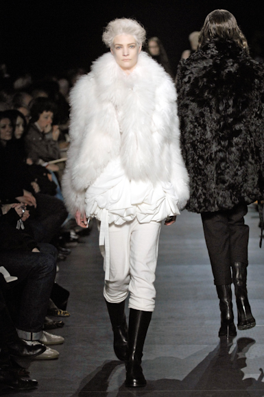desfiles-anndemeulemeester-parisinverno2007rtw-116