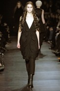 desfiles-anndemeulemeester-parisinverno2007rtw-120