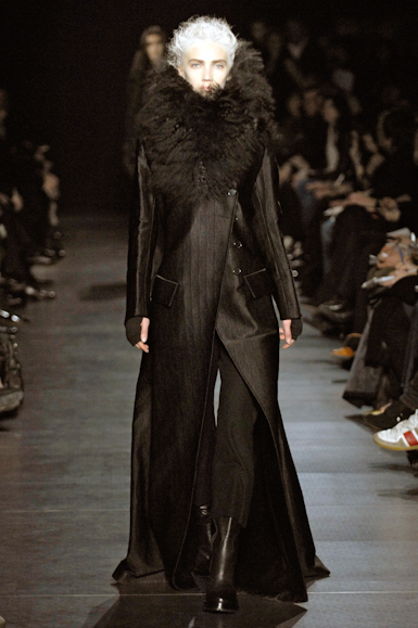 desfiles-anndemeulemeester-parisinverno2007rtw-133