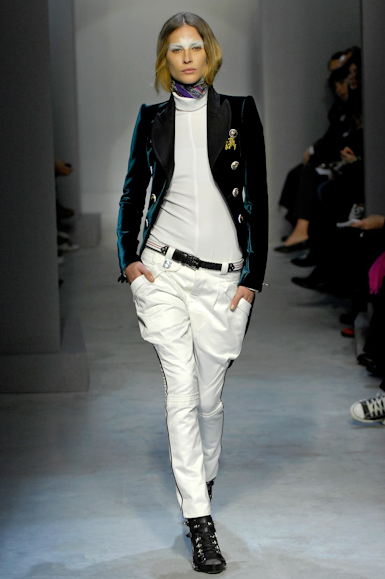 desfiles-balenciaga-parisinverno2007rtw-113
