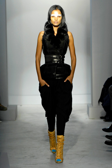 desfiles-balenciaga-parisinverno2007rtw-136