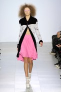 desfiles-commedesgarcons-parisinverno2007rtw-105