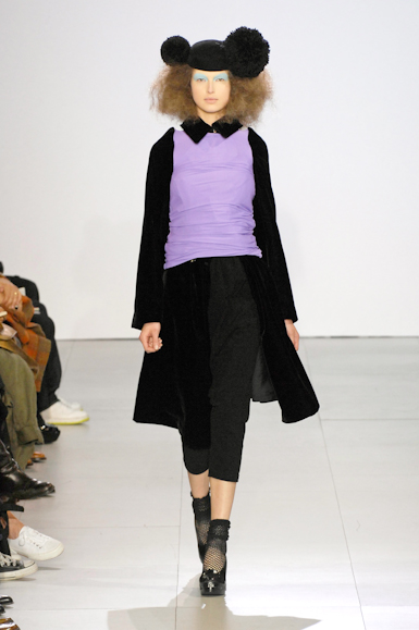 desfiles-commedesgarcons-parisinverno2007rtw-112