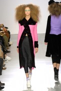 desfiles-commedesgarcons-parisinverno2007rtw-113