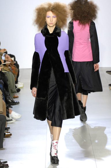 desfiles-commedesgarcons-parisinverno2007rtw-115