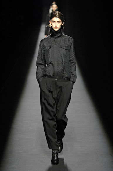 desfiles-driesvannoten-parisinverno2007rtw-105